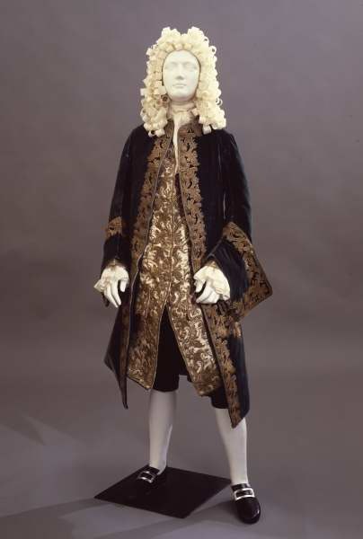 Men's formal suite