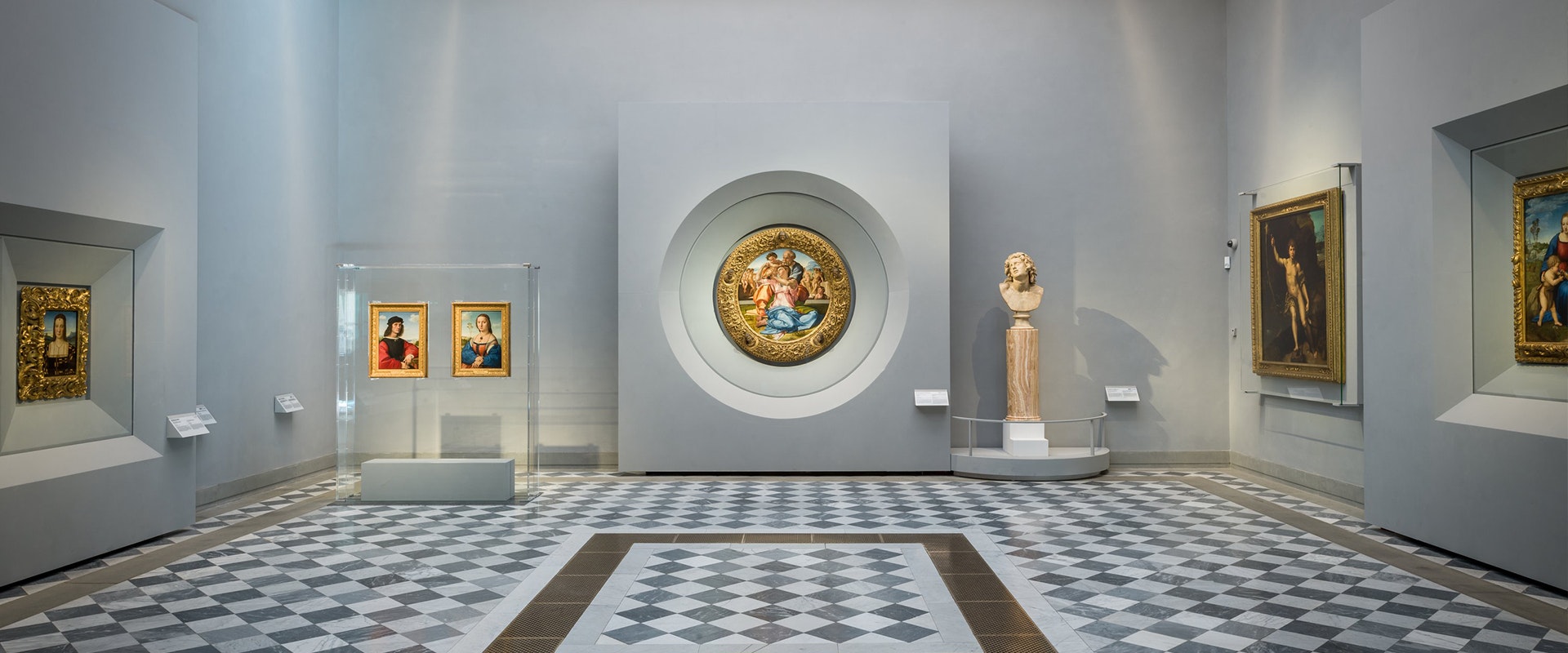 New room showcases the work by Raphael and Michelangelo