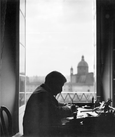 Rooms with a View. Aby Warburg, Florence and the Laboratory of Images
